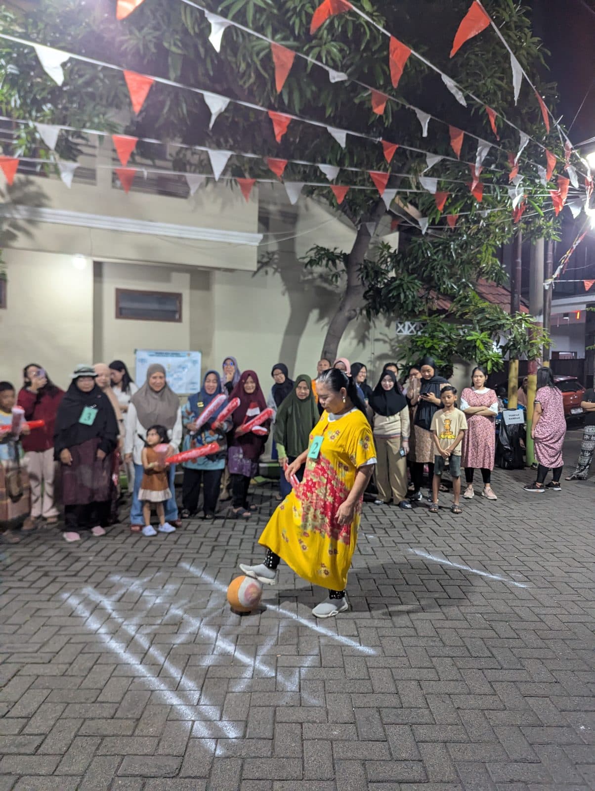 Fun Penalty Ibu-ibu Malam Kedua — 2 Agustus — foto 10
