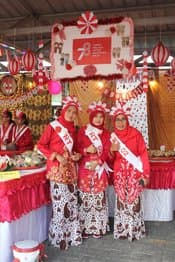 Foto standbazar 2023